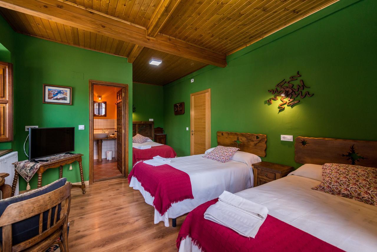 Hostal Pena Santa Soto  Екстер'єр фото