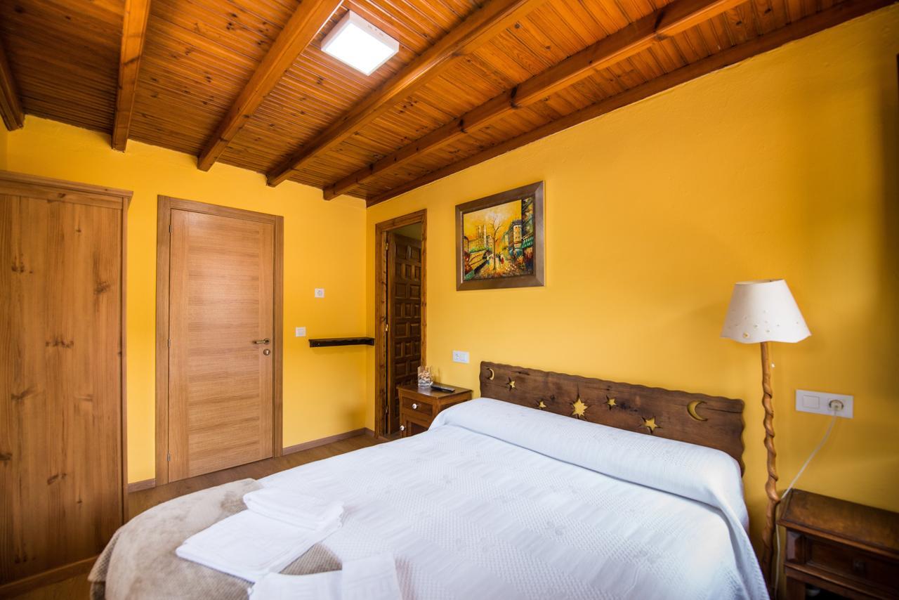 Hostal Pena Santa Soto  Екстер'єр фото